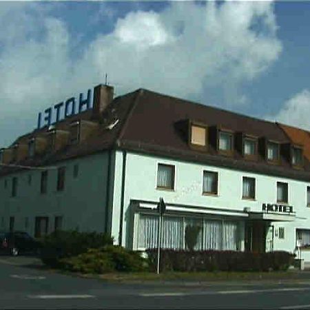 Hotel Astoria Bergrheinfeld Bagian luar foto